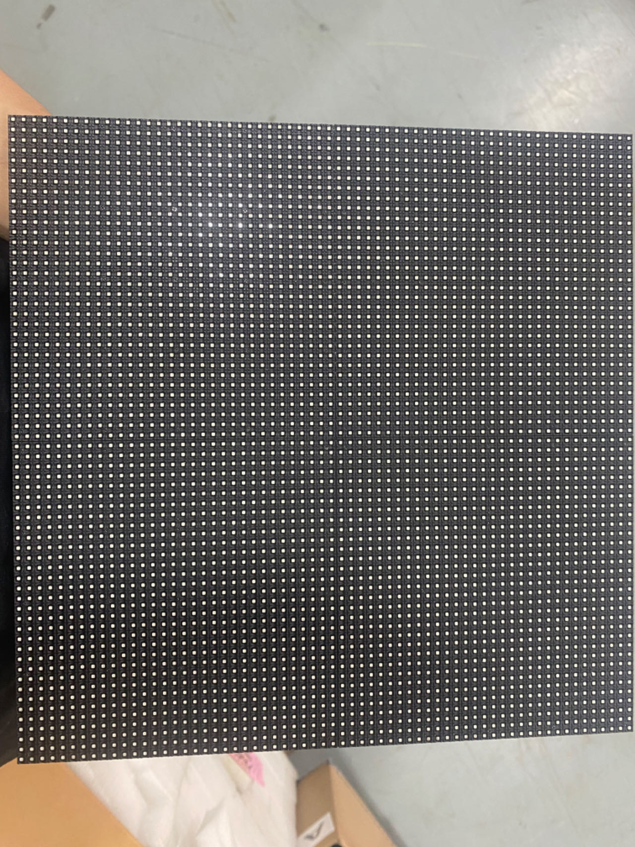 P5戶外全彩LED顯示屏產(chǎn)品實拍