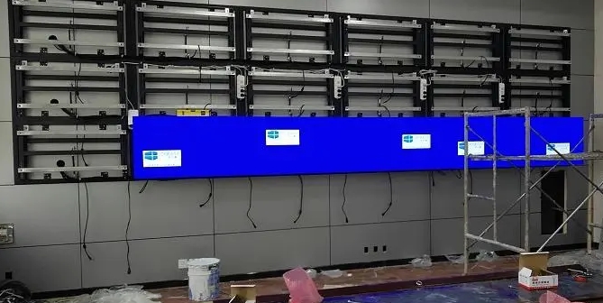 小間距LED顯示屏安裝